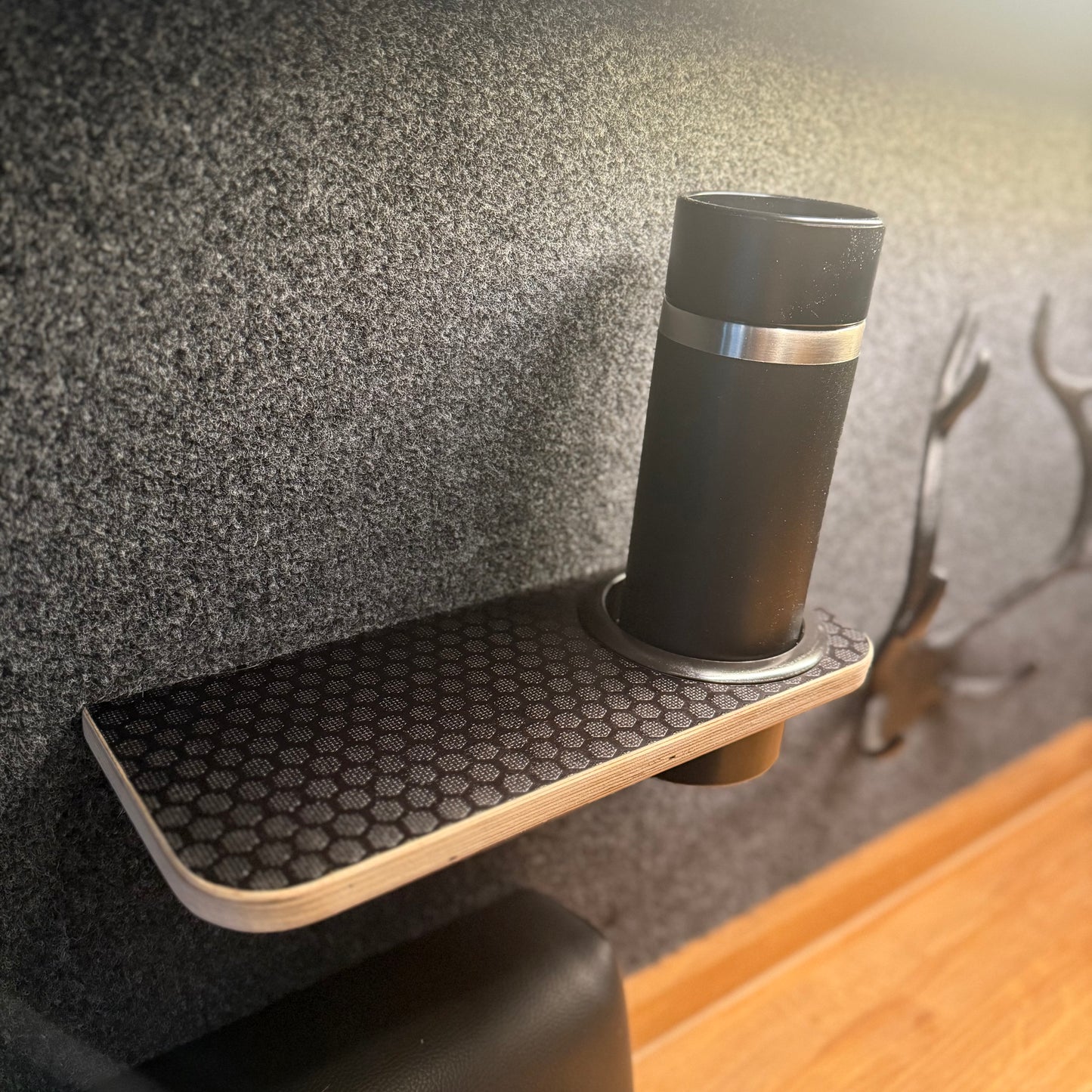 Mini Shelf with Cupholder