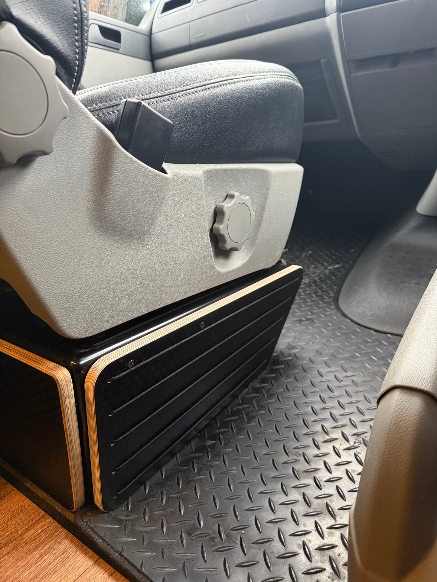 T5/T6 Side Seat Storage Panel