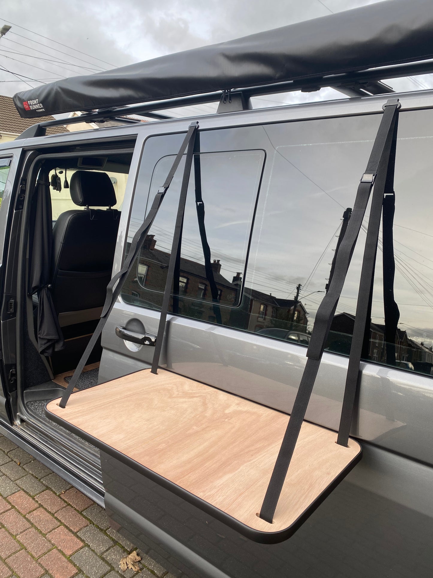 Hanging Table - Plywood